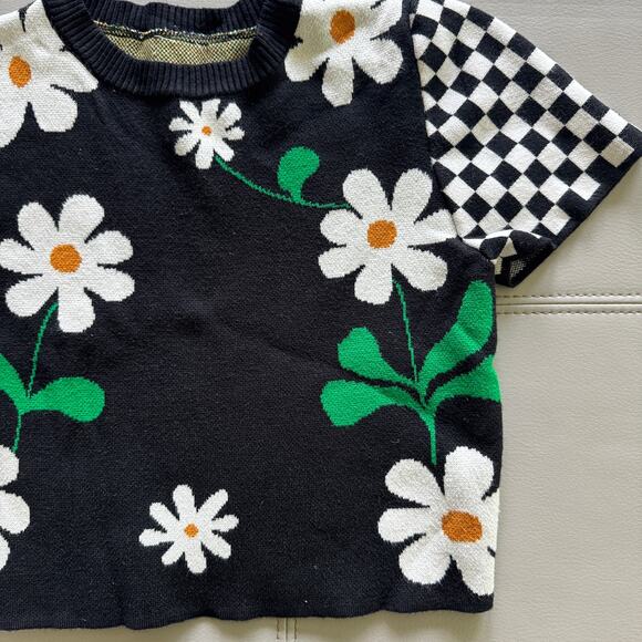 Debut Daisy Women's S Short Sleeve Cropped Coquette Twee Sweater - Picture 2 of 5